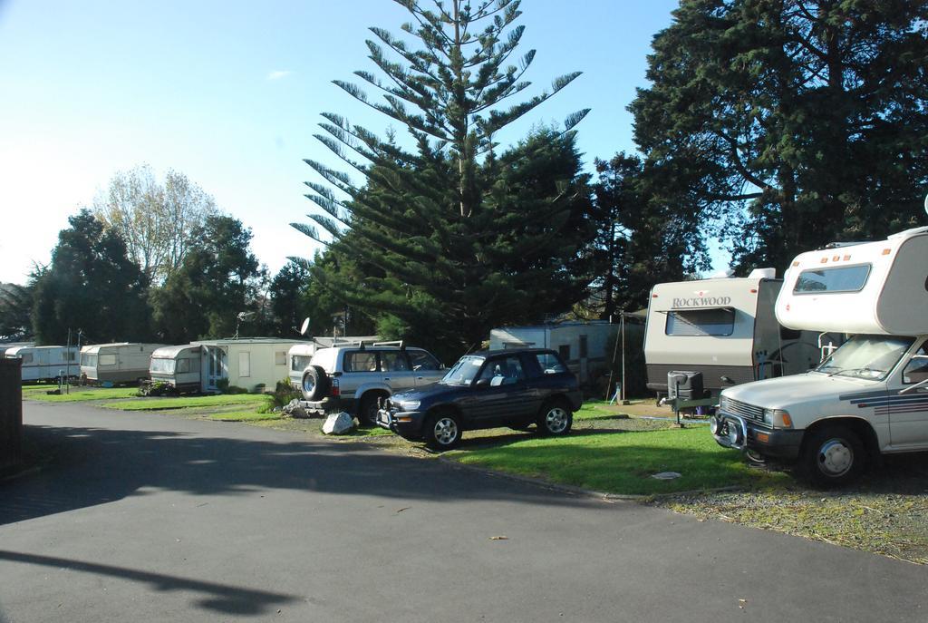 Отель Avondale Motor Park Окленд Экстерьер фото